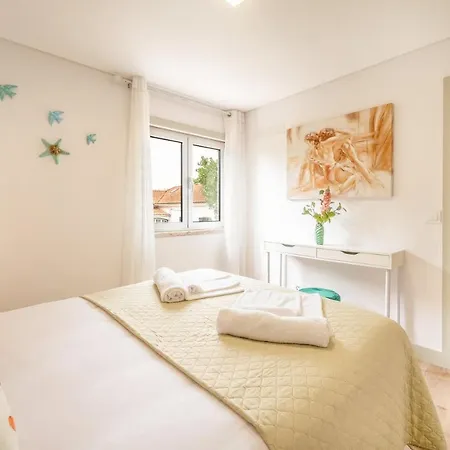 Guestready - A Sunny In S. Martinho Do Porto Апартаменты Сан-Мартинью-ду-Порту